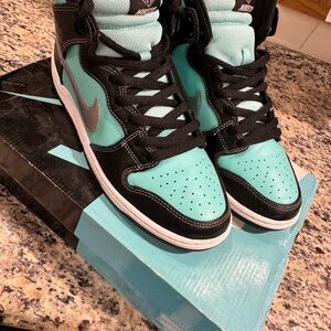 Nike Sb dunks Tiffany release